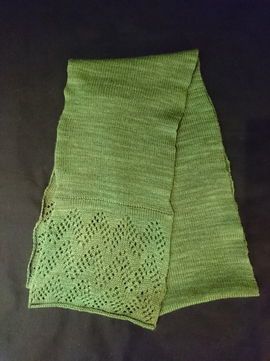 Green Lace Accented Knitted Scarf